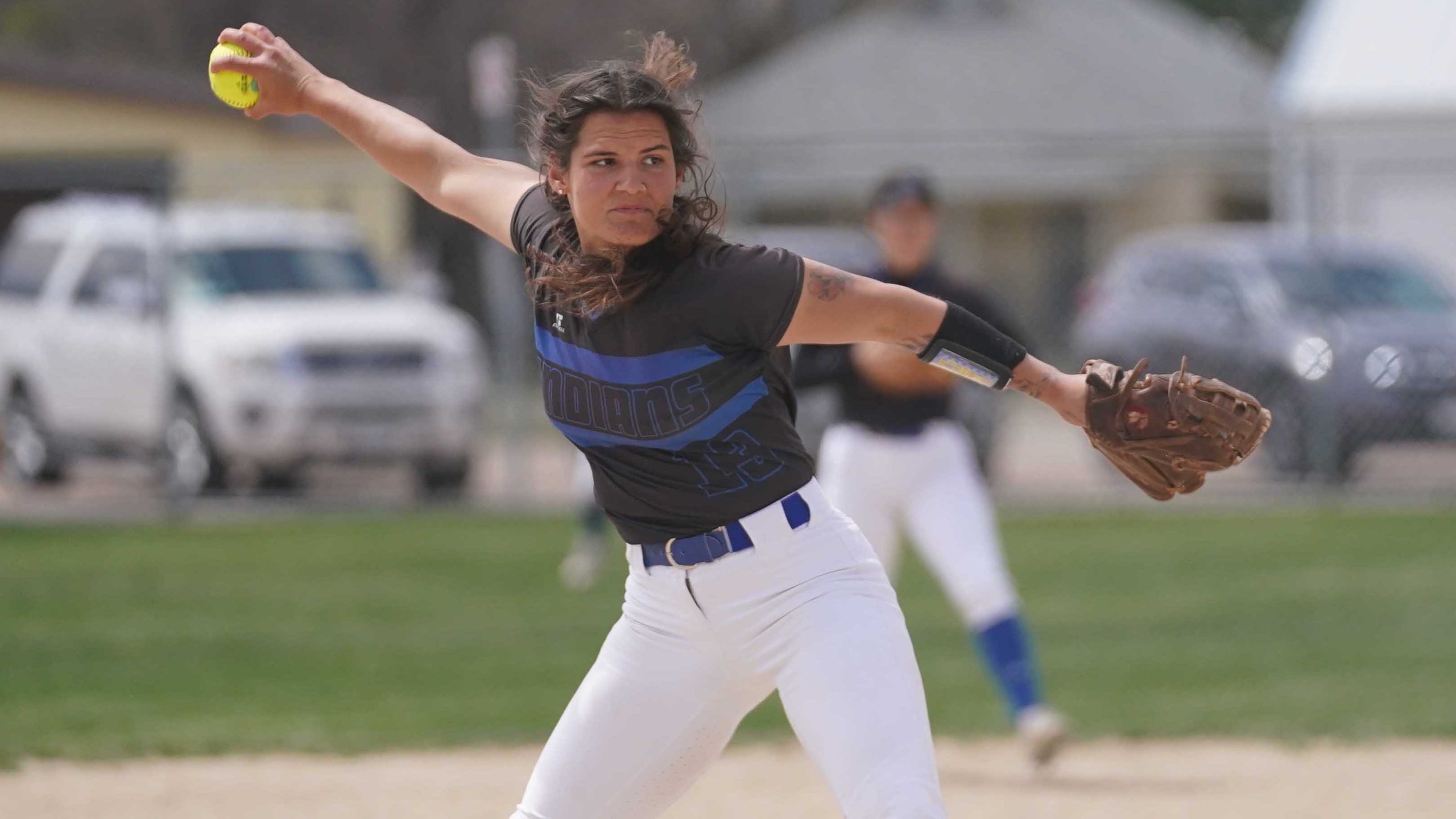 MCC Softball moves over .500 mark for first time in 6-3 season finale win over Cougars