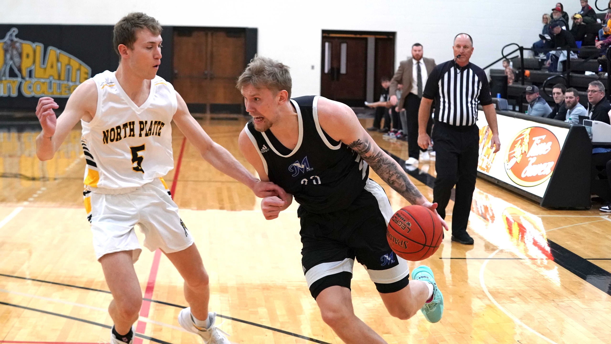 Strong defensive showing lifts MCC men over North Platte