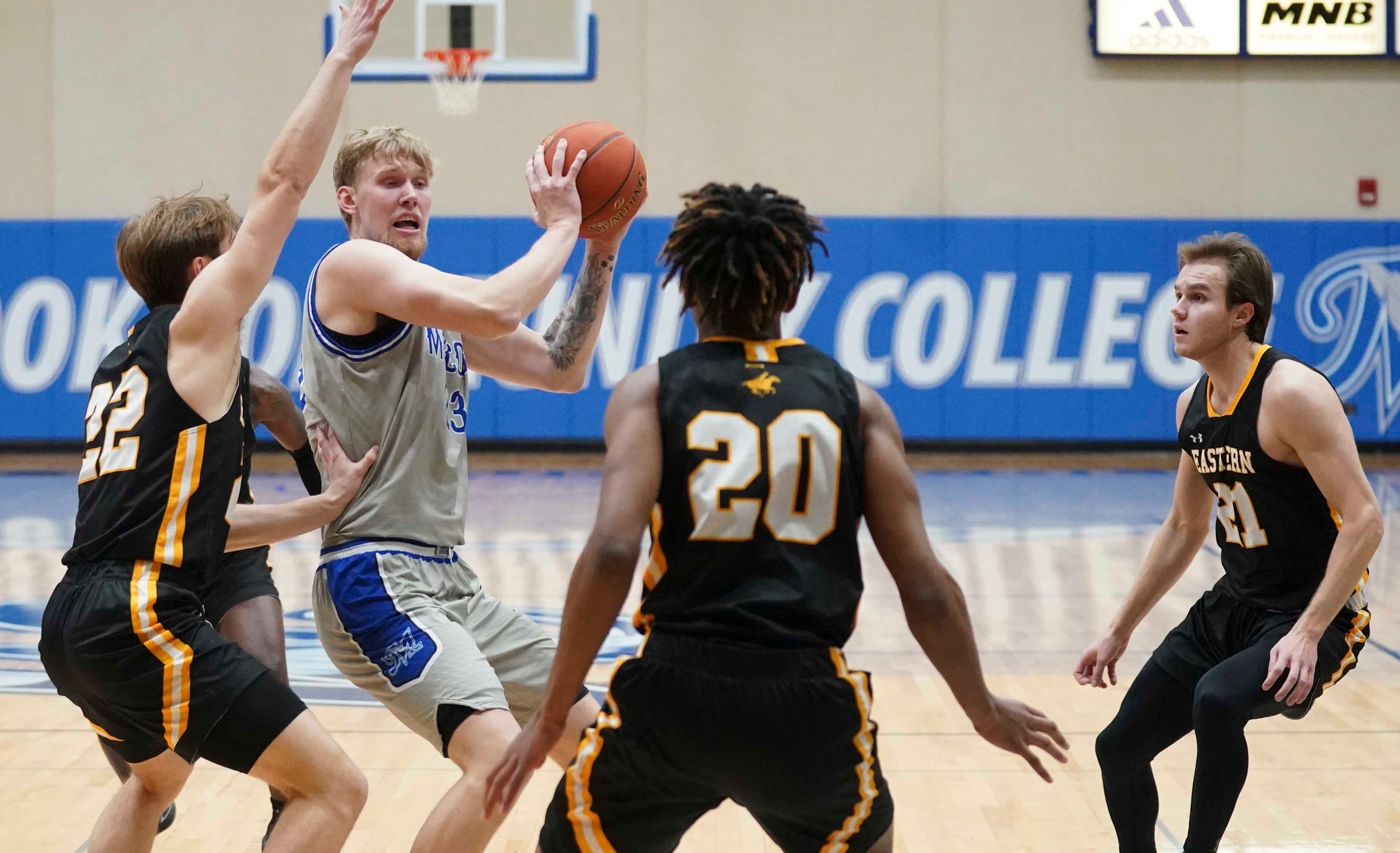 MCC men pull out tight game over Eastern Wyoming, 77-74
