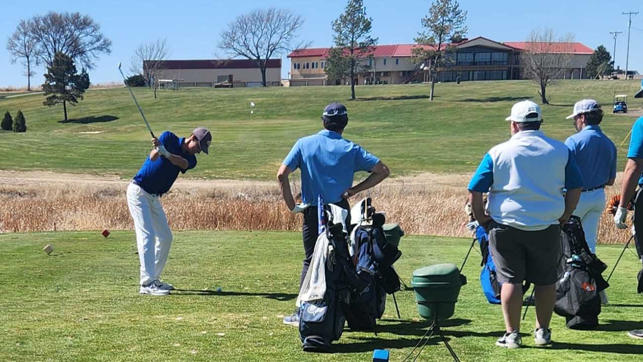 MCC golfers begin spring schedule with fifth-place finish