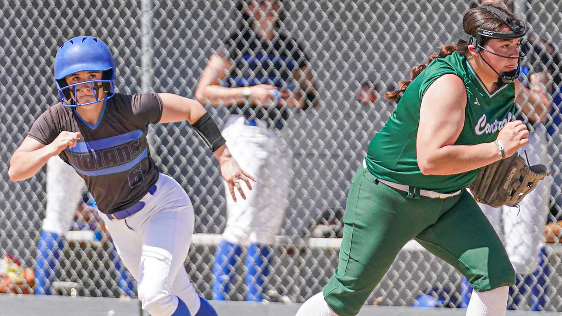 MCC Softball splits a pair of NCCAC road games with Central CC