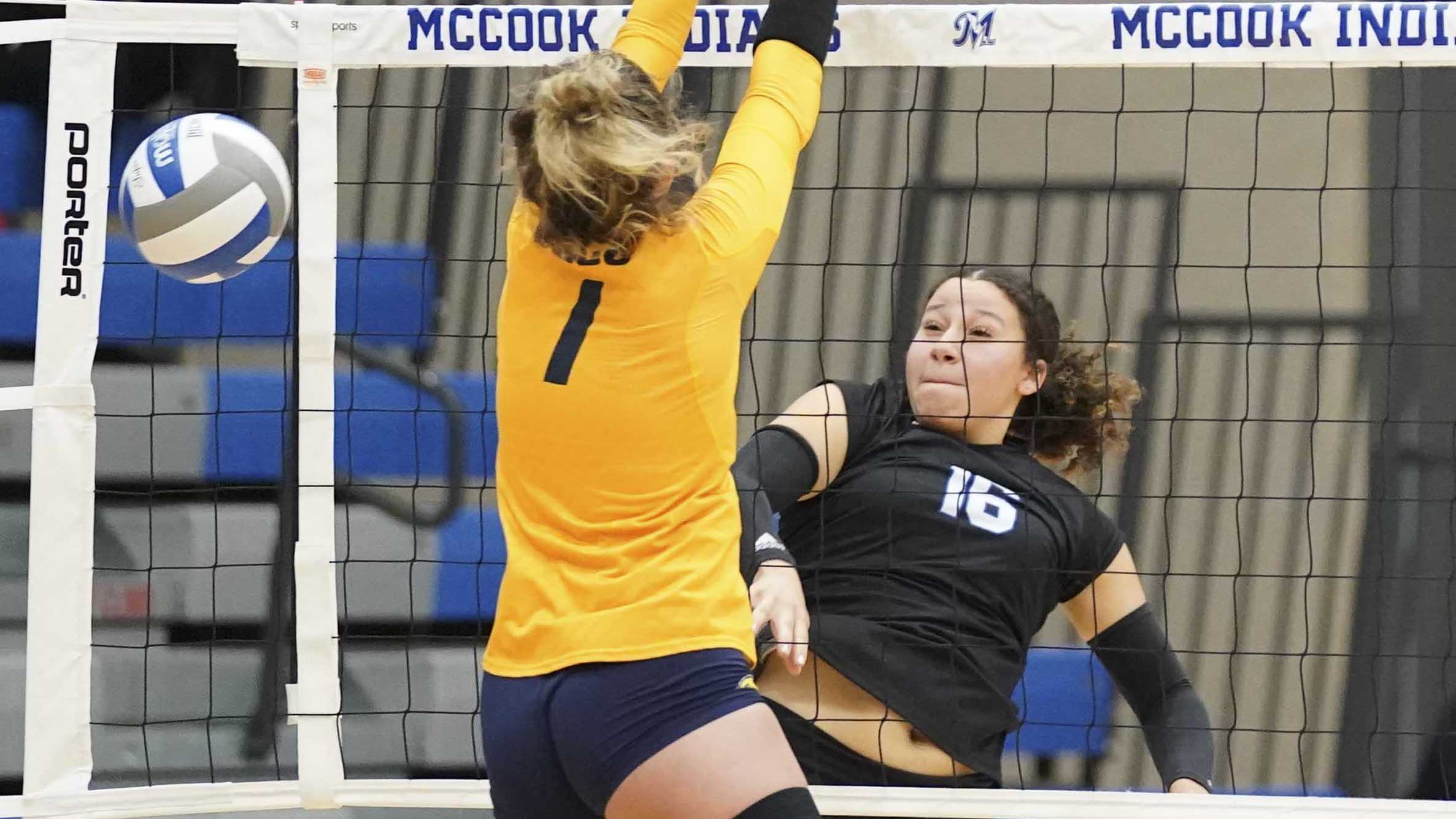 MCC Volleyball swept in opening match of Region IX Tourney
