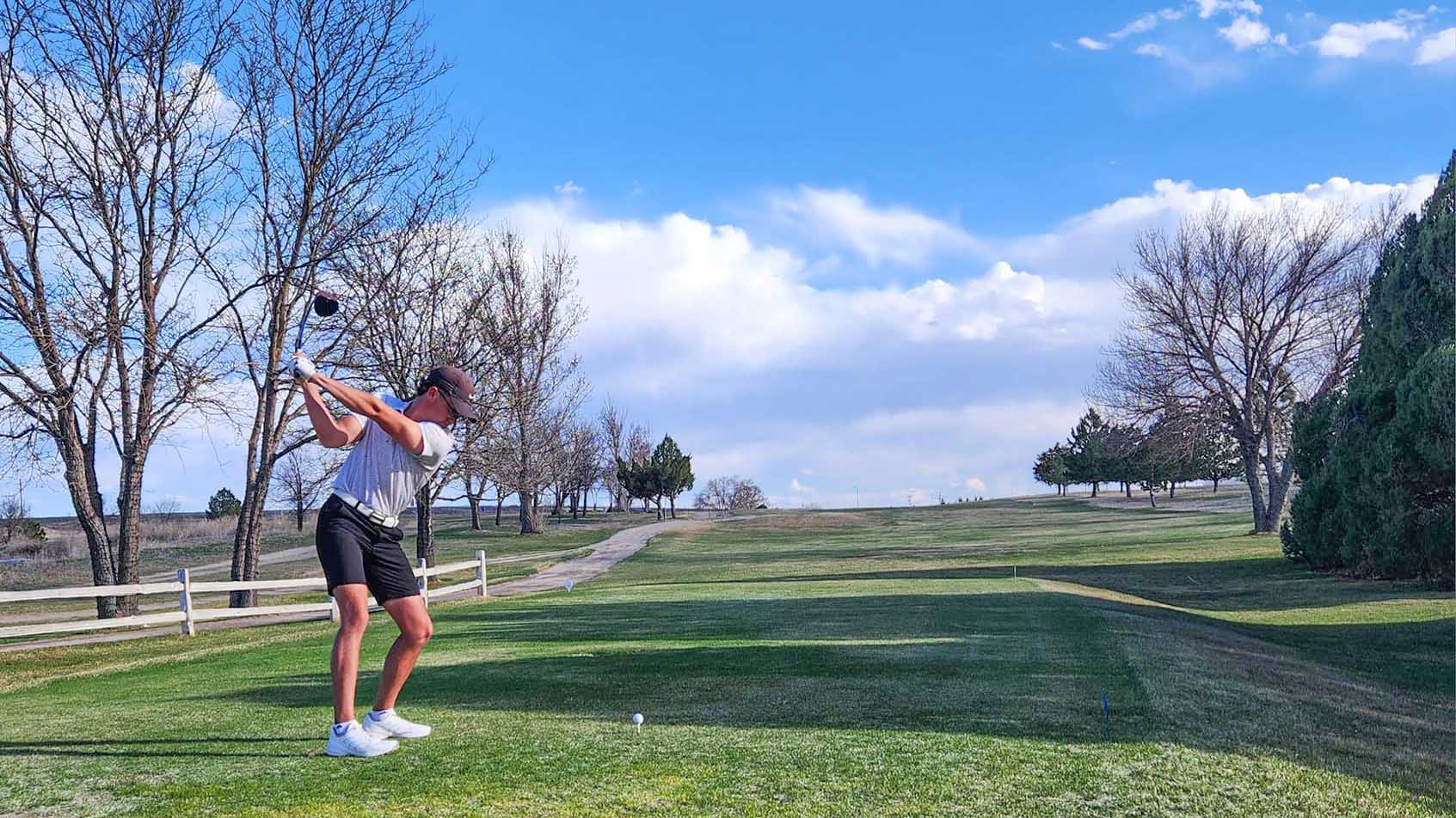 MCC golfers hold slim lead over Eastern Wyoming after first day of NJC meet